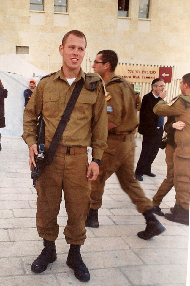 779980_20151019123033