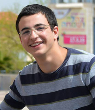 gil-ad_shaar