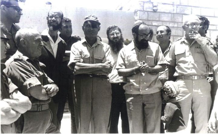 AuzSq2_jztXD-IWYNgx8hD4wjZZ1wqs59bO_iw3QE2Zw