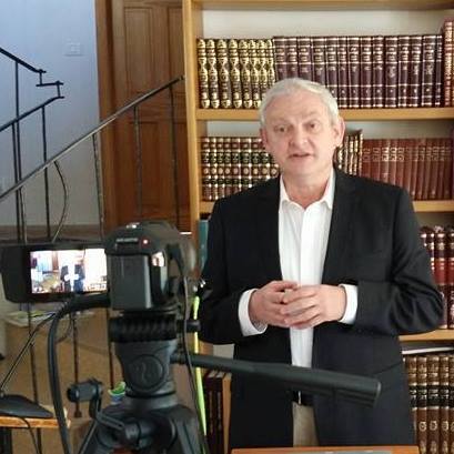 12512654_124530367944352_8735635393840186666_n